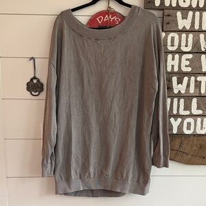 Barefoot Dreams size large sweatshirt